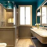 Dimora San Trovaso Stylish Four-bedroom House In Apartament *