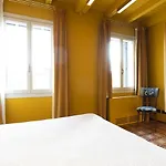 Apartament Dimora San Trovaso Stylish Four-bedroom House In Wenecja