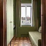 Dimora San Trovaso Stylish Four-bedroom House In Apartament Wenecja