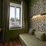 Dimora San Trovaso Stylish Four-bedroom House In Apartament *