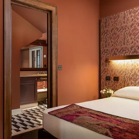 Appartamento Dimora San Trovaso Enchanting Four-bedrooms Venezia