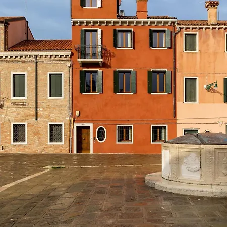 Dimora San Trovaso Enchanting Four-bedrooms *